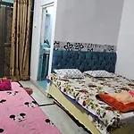 Aparna Niwas Home Stay Family Friendly Varanasi